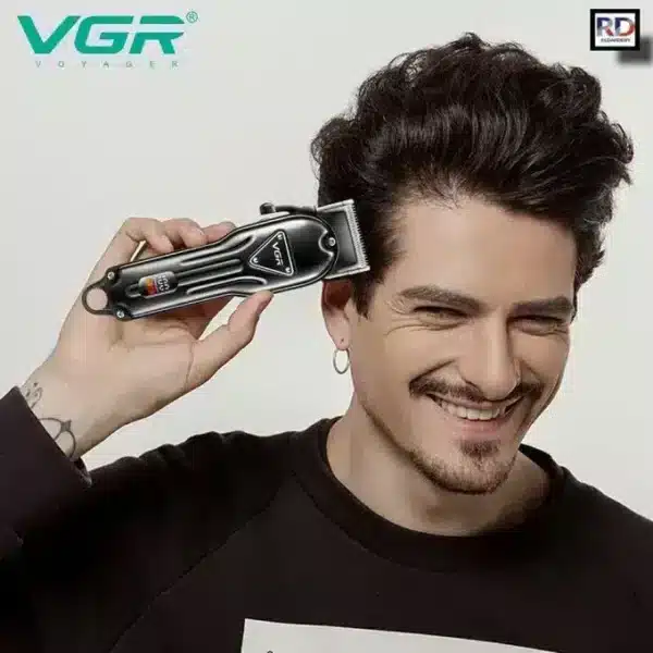 ماكينة حلاقة فى جى ار الأصلية vgr v-051 بشاشة LCD رقميه