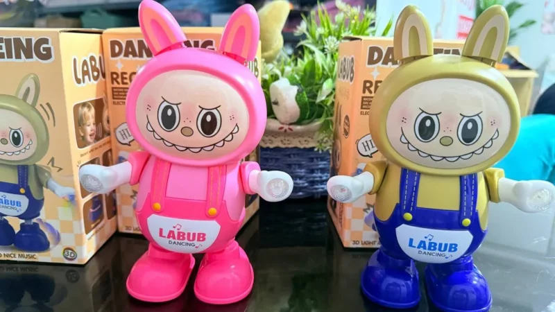لابوبو بيغني وبيرقص وبيردد الكلام وبيمشى Labubu Dancing Toy