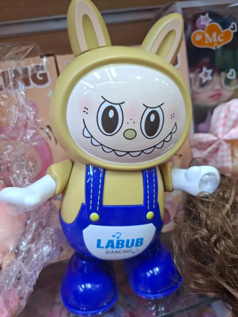 لابوبو بيغني وبيرقص وبيردد الكلام وبيمشى Labubu Dancing Toy