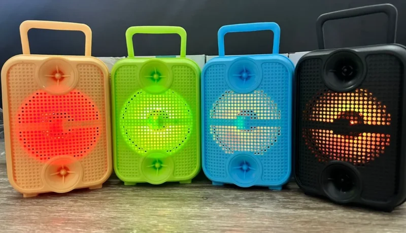 صب بلوتوث 3 بوصة GTS-1881 Portable فلاشة وميمورى