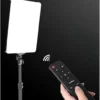 مصباح Plokama LIVE-P19 هو مصباح LED احترافي مخصص لتحسين جودة الإضاءة في التصوير الفوتوغرافي والفيديو والبث المباشر